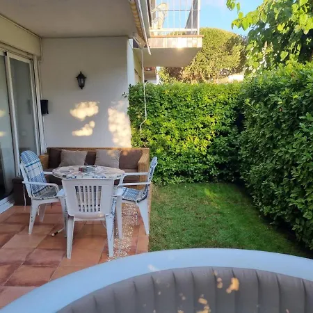 Juliana Planta Baixa Amb Jardinet I Jacuzzi A 5 Minuts De La Platja Gran Apartment Platja d'Aro